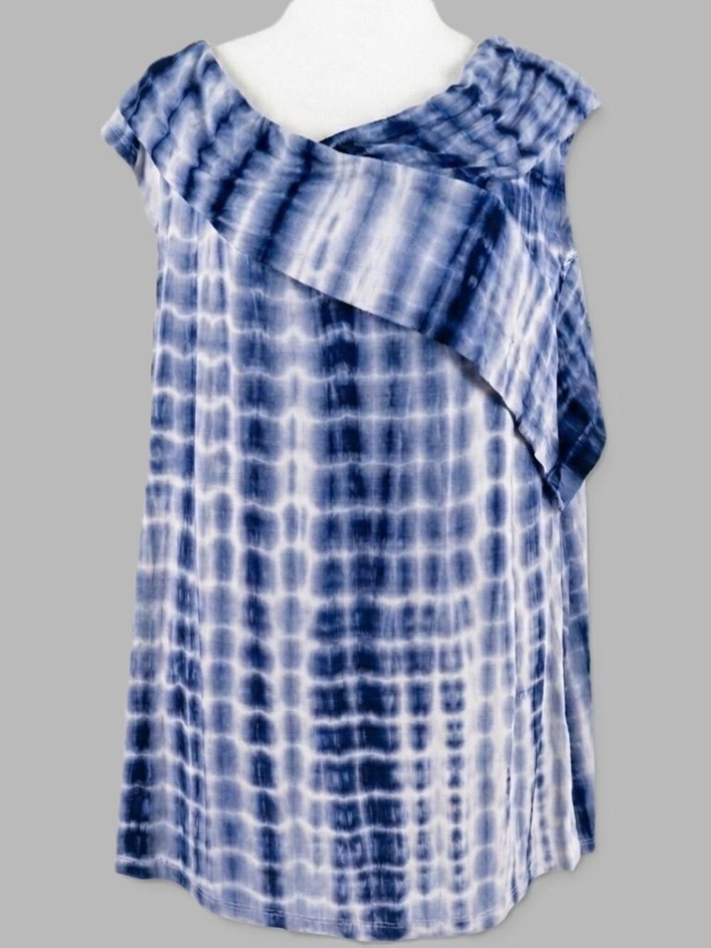 Suzanne Betro Women's Cap-Sleeve Blue & White Tie-Dye Pullover Top Size L (C2152